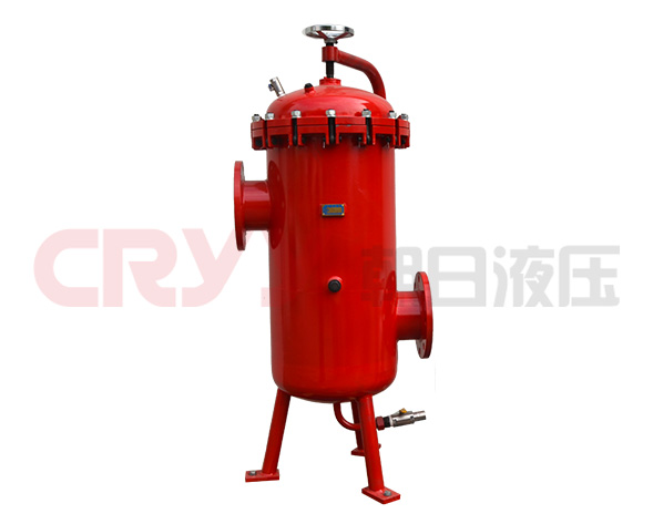 DRLF系列大流量回油過(guò)濾器的濾芯采用化纖過(guò)濾材質(zhì),具有過(guò)濾精度高、通油能力大、原始?jí)毫π　⒓{污量大等優(yōu)點(diǎn)，并裝有壓差發(fā)訊器及旁通閥，當(dāng)濾芯堵塞到進(jìn)出口壓差為0…